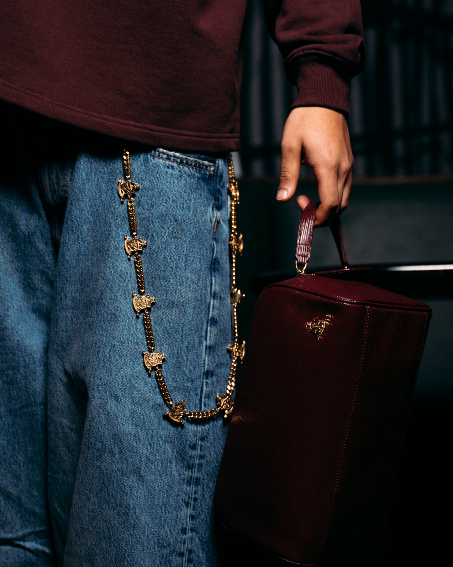 Gold 721 COA Wallet Chain